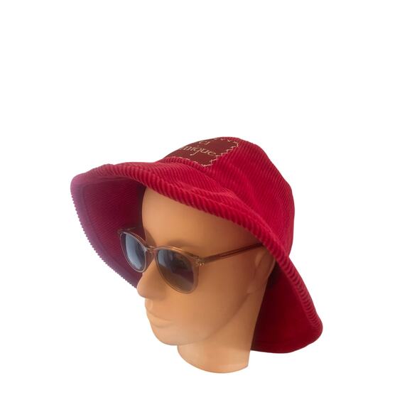 GUCCI Orgasmique Red Corduroy Bucket Hat NWOT NEVER WORN Italy LUXURY CASUAL - Picture 4 of 9